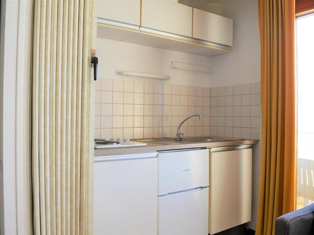 Studio Sur Plage Cavaliere Avec Terrasse, 1Er Etage, 2 Couchages - Fr-1-251-80 Ле-Лаванду Экстерьер фото