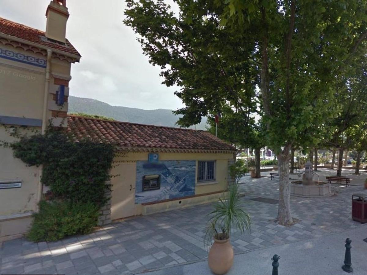 Studio Sur Plage Cavaliere Avec Terrasse, 1Er Etage, 2 Couchages - Fr-1-251-80 Ле-Лаванду Экстерьер фото